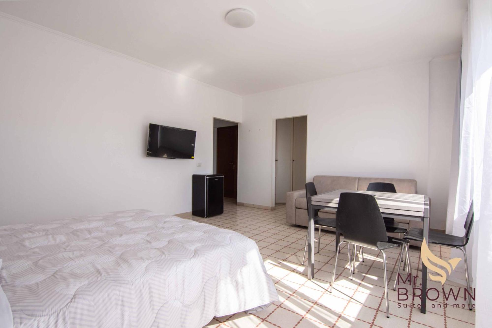 Mr Brown Home And Suites Rome Exterior photo